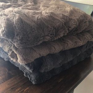Saranoni Patterned Lush Home Throw - Chocolate